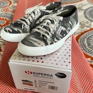Superga classic sneaker in camo